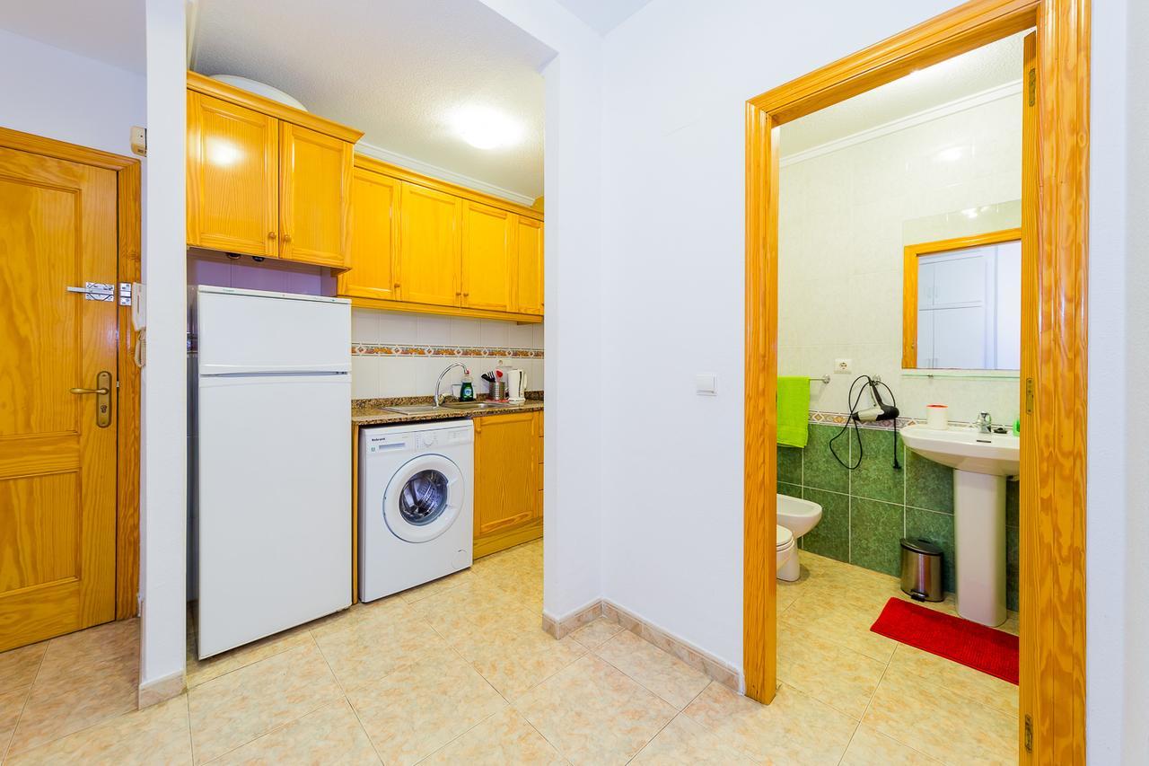 Apartamento Amapola Del Mar Apartment ตอร์เรเวียคา ภายนอก รูปภาพ